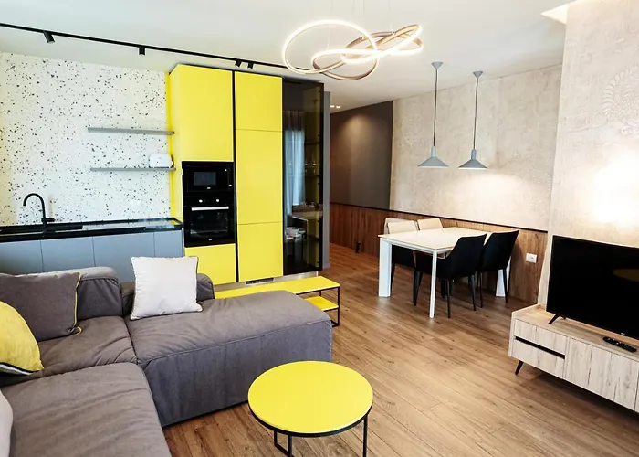 Visar Apartments