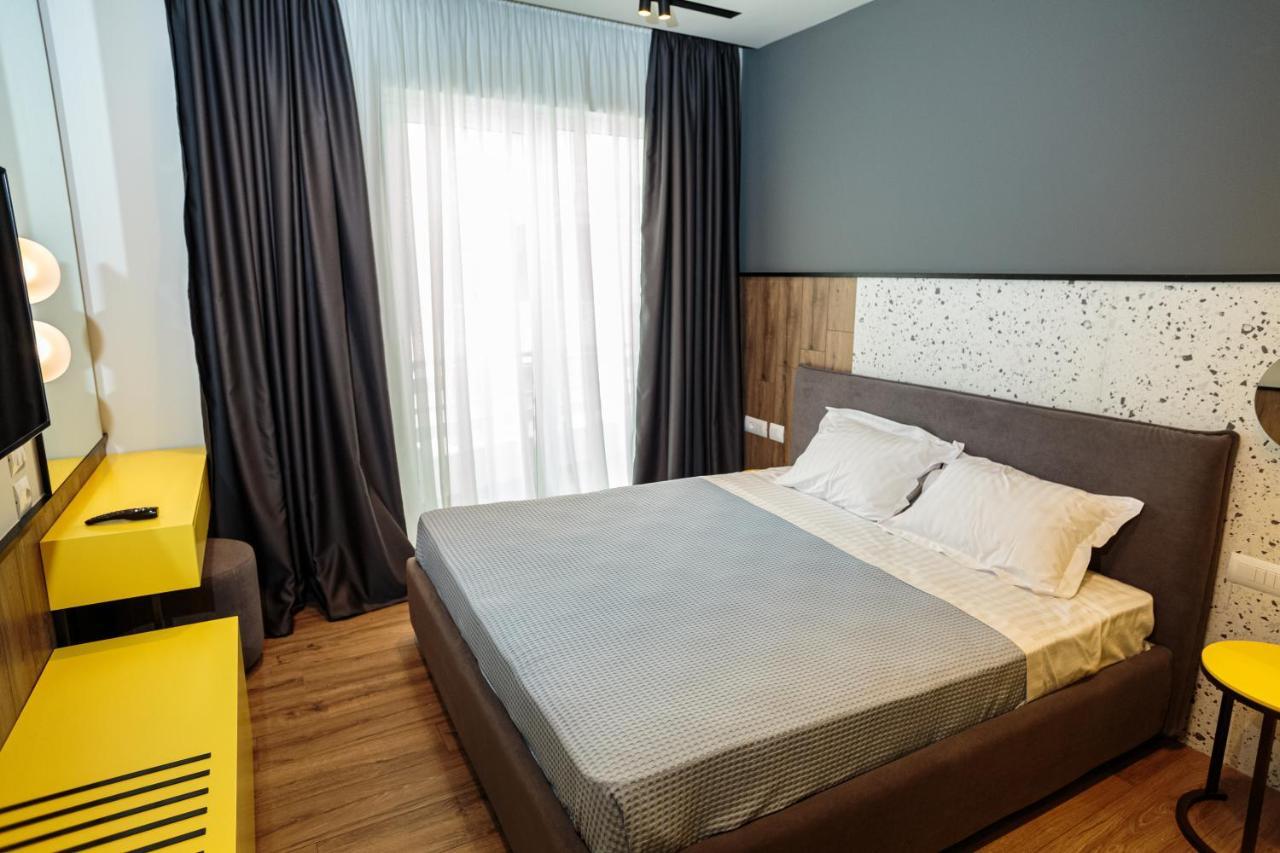 Visar Appartamento Vlorë